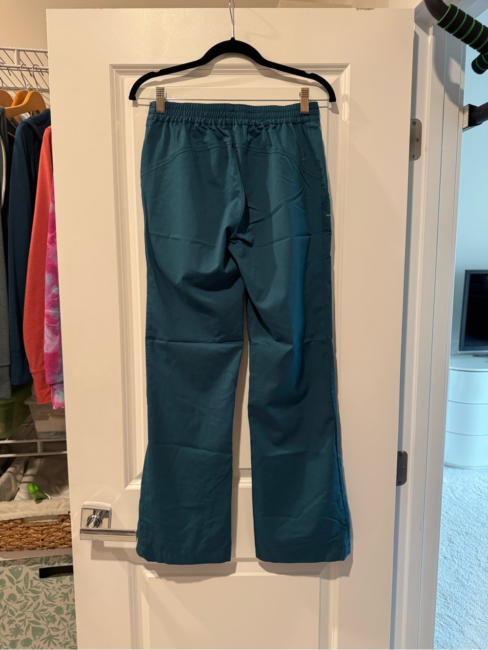 XS 2Pc Scrub Set Healing Hands Caribbean Teal - Picture 9 of 13